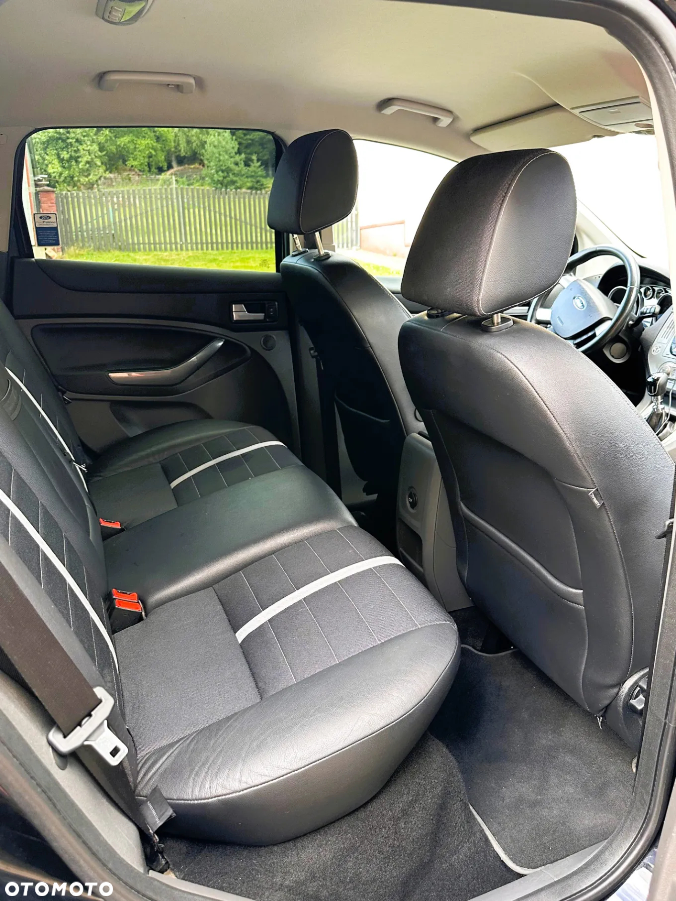 Ford Kuga 2.0 TDCi Titanium - 8