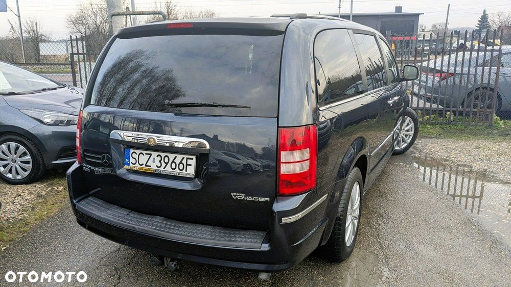 Chrysler Grand Voyager - 10