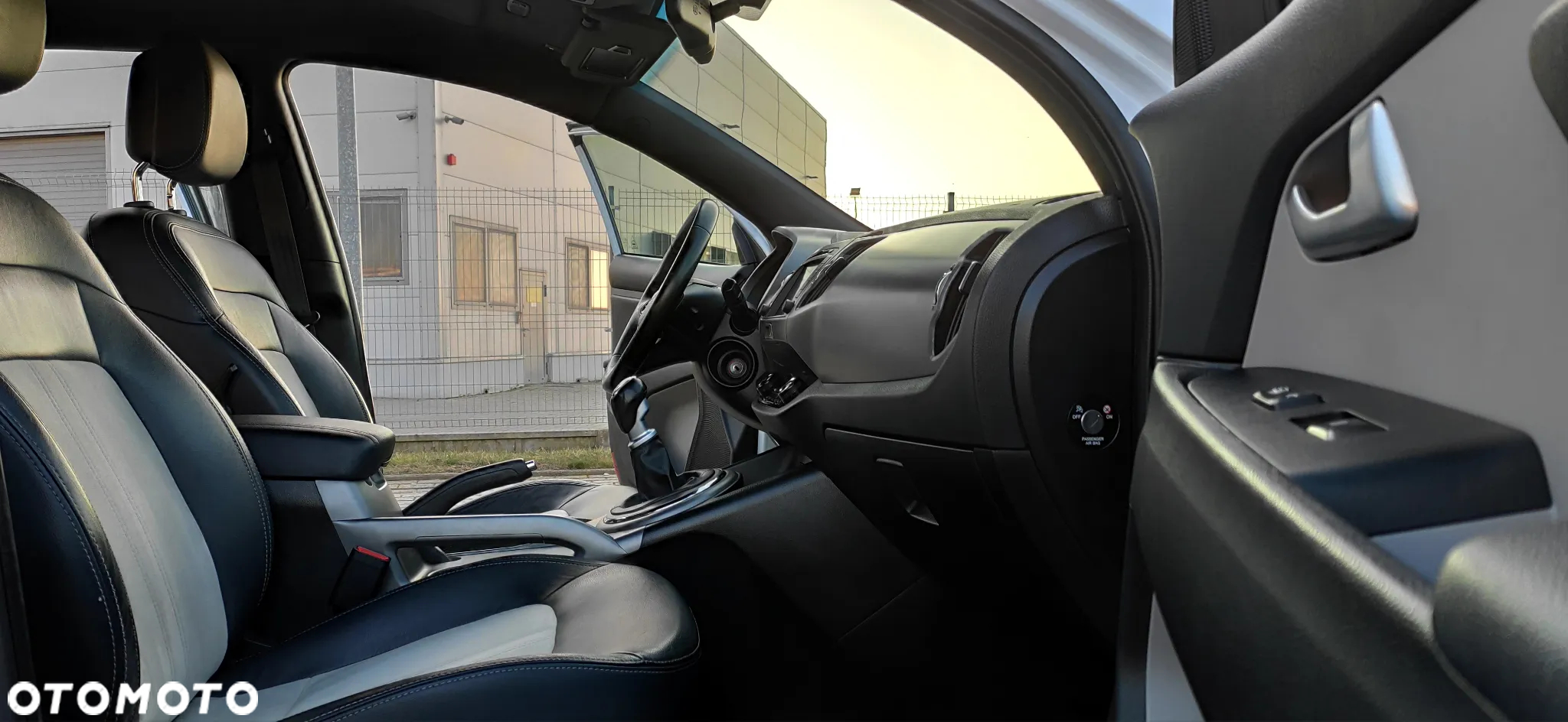 Kia Sportage 1.6 GDI Business Line L 2WD - 24