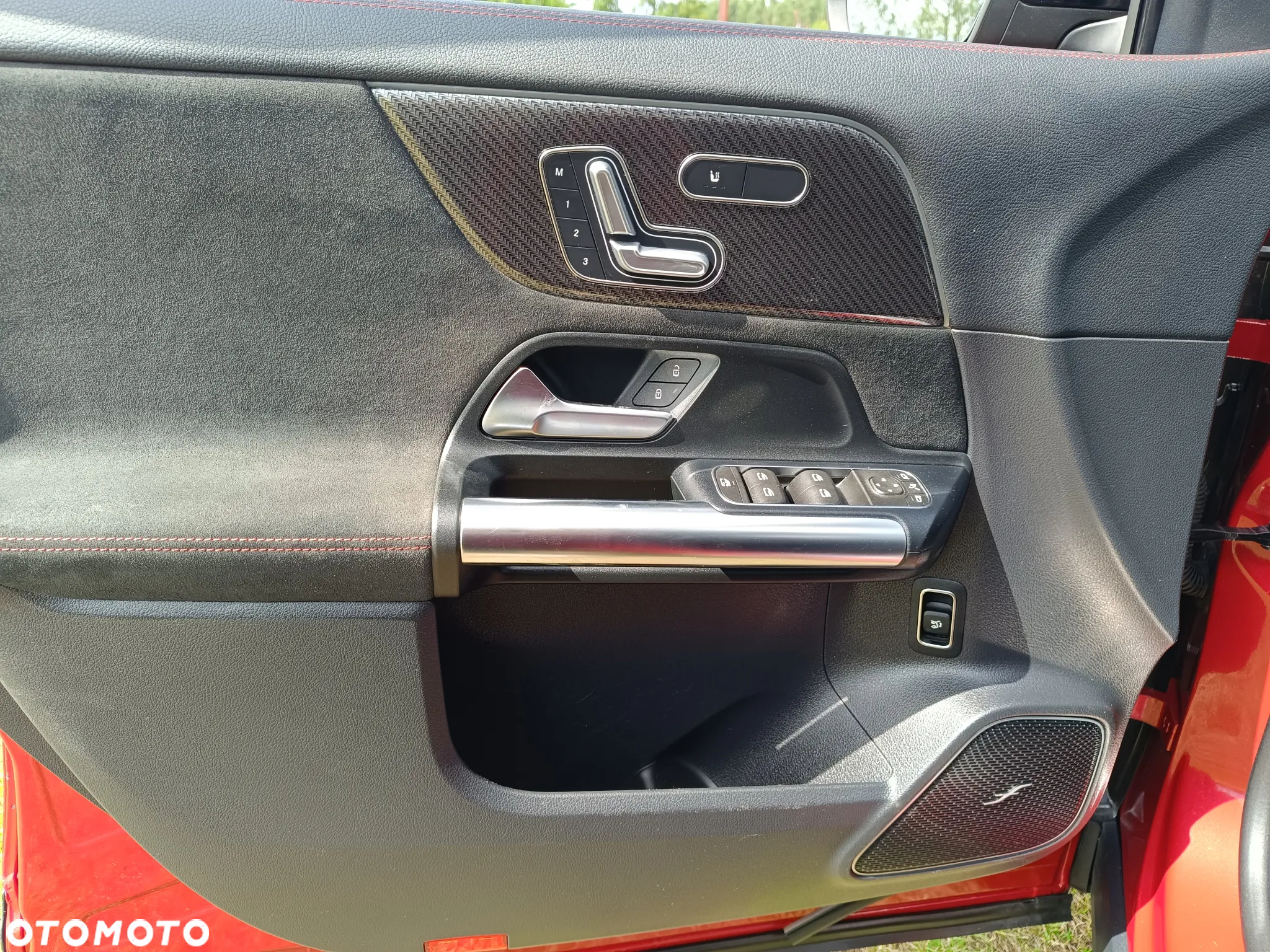 Mercedes-Benz GLA AMG 45 S 4Matic+ AMG Speedshift DCT 8G - 29