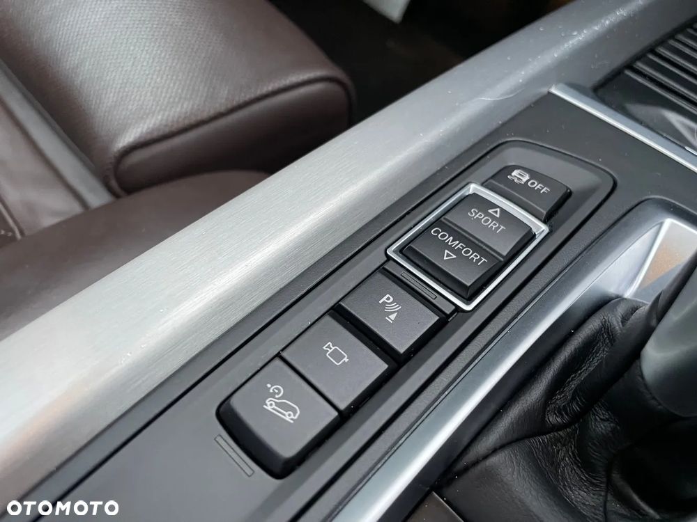 BMW X5 M M50d - 28