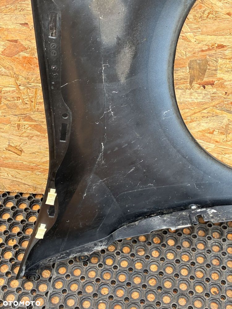 RENAULT MODUS LIFT kod lak. NV676 BŁOTNIK PRZÓD PRZEDNI LEWY - 11