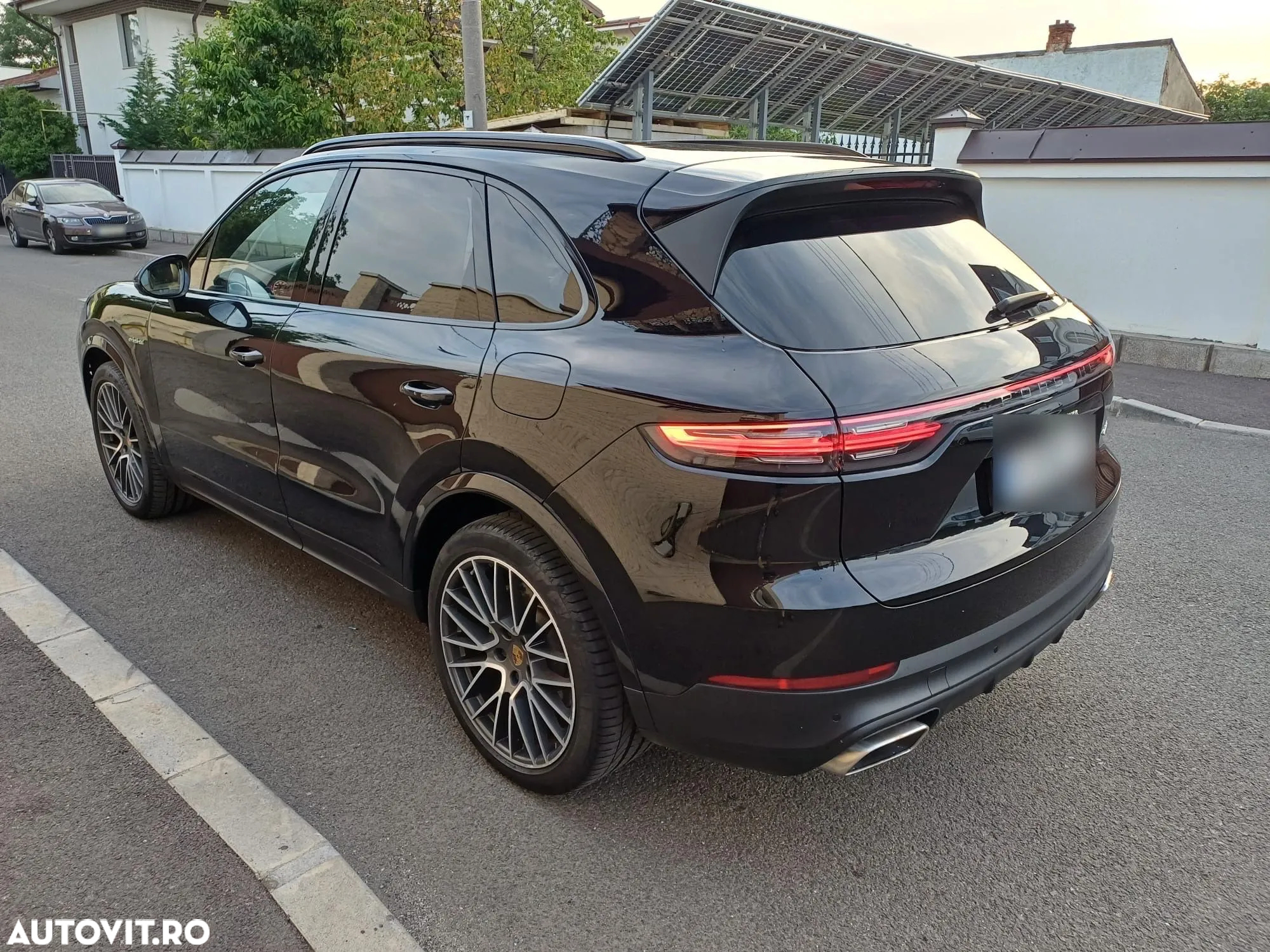 Porsche Cayenne - 19