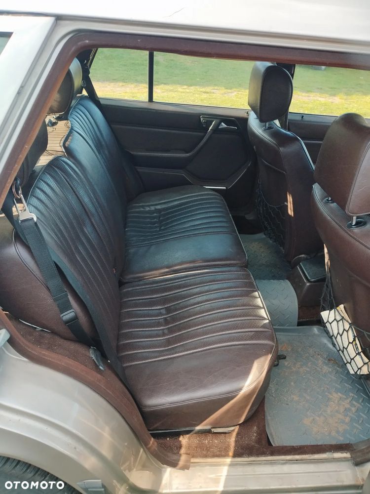 Mercedes-Benz W124 (1984-1993) - 18