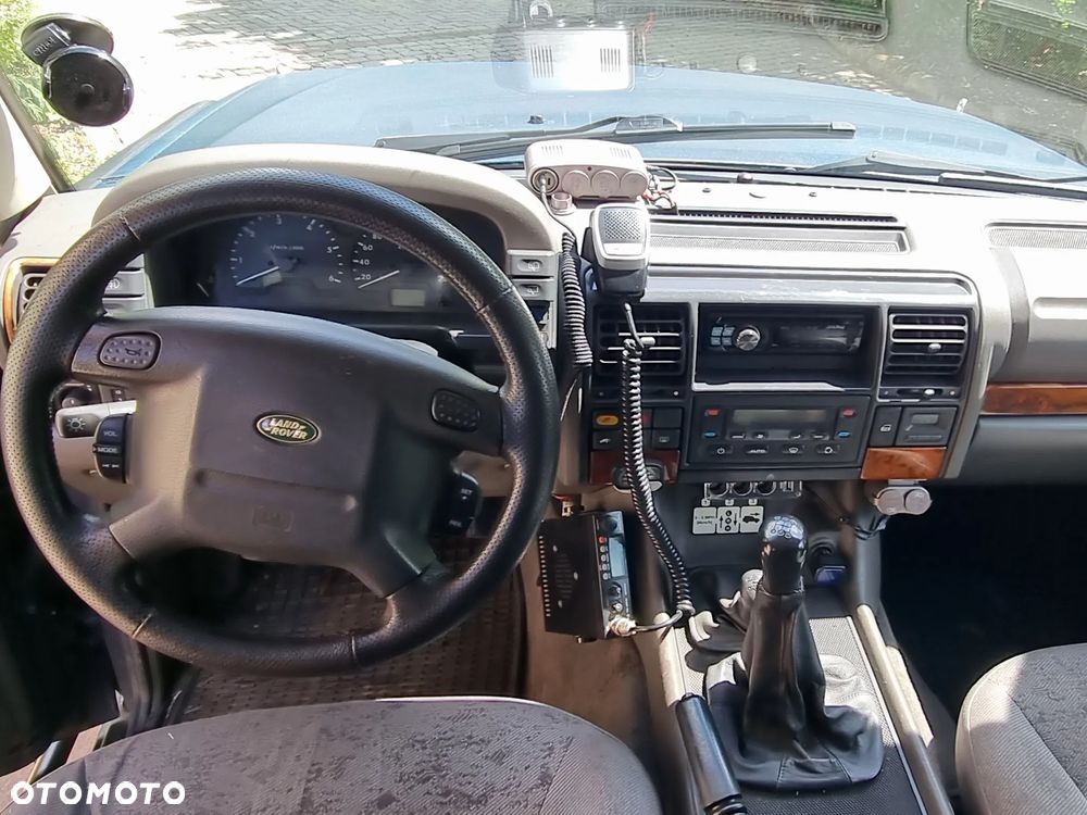 Land Rover Discovery - 18