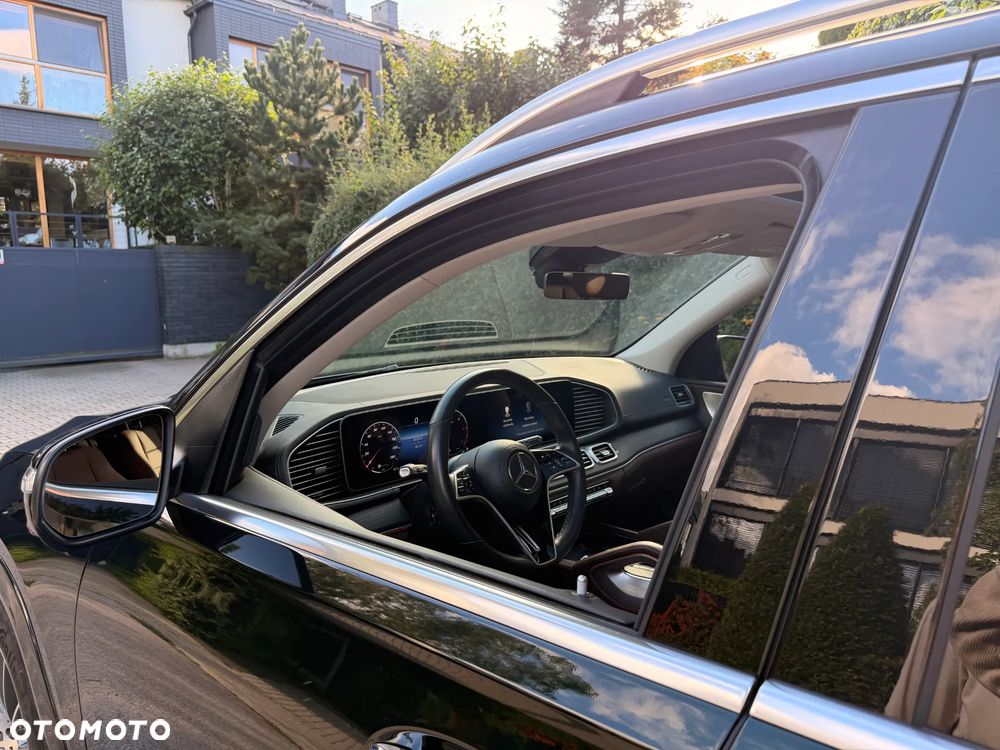 Mercedes-Benz GLE 300 d 4Matic 9G-TRONIC AMG Line Advanced Plus - 9