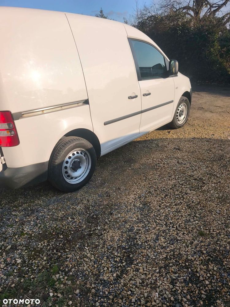 Volkswagen Caddy - 5