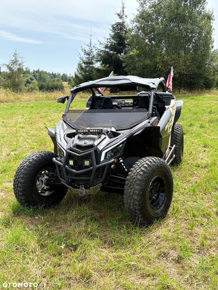 Can-Am Maverick - 2