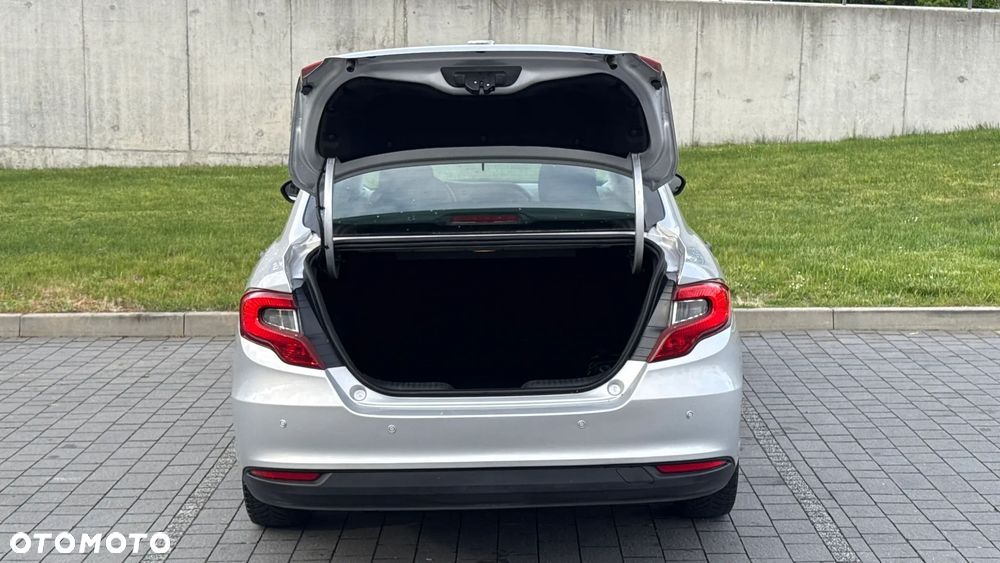 Fiat Tipo 1.4 16v Easy EU6d - 15