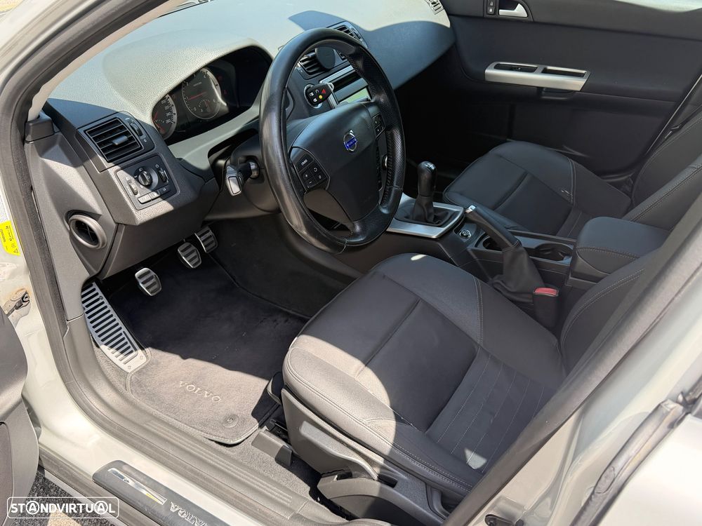 Volvo V50 2.0 D Nível 2 - 10