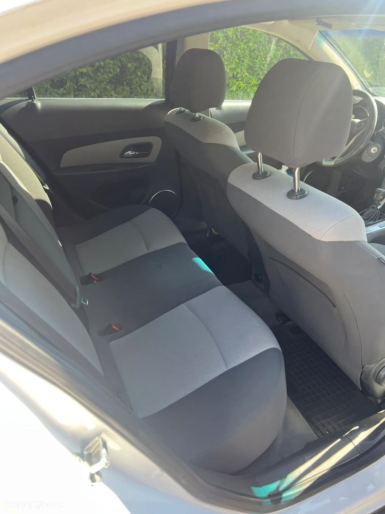 Chevrolet Cruze 1.8 LS (klm) - 9