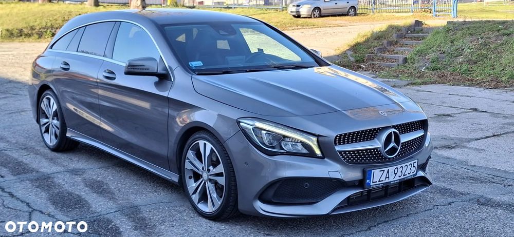 Mercedes-Benz CLA 220 4-Matic - 1