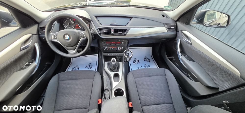 BMW X1 sDrive18d Sport Line - 7