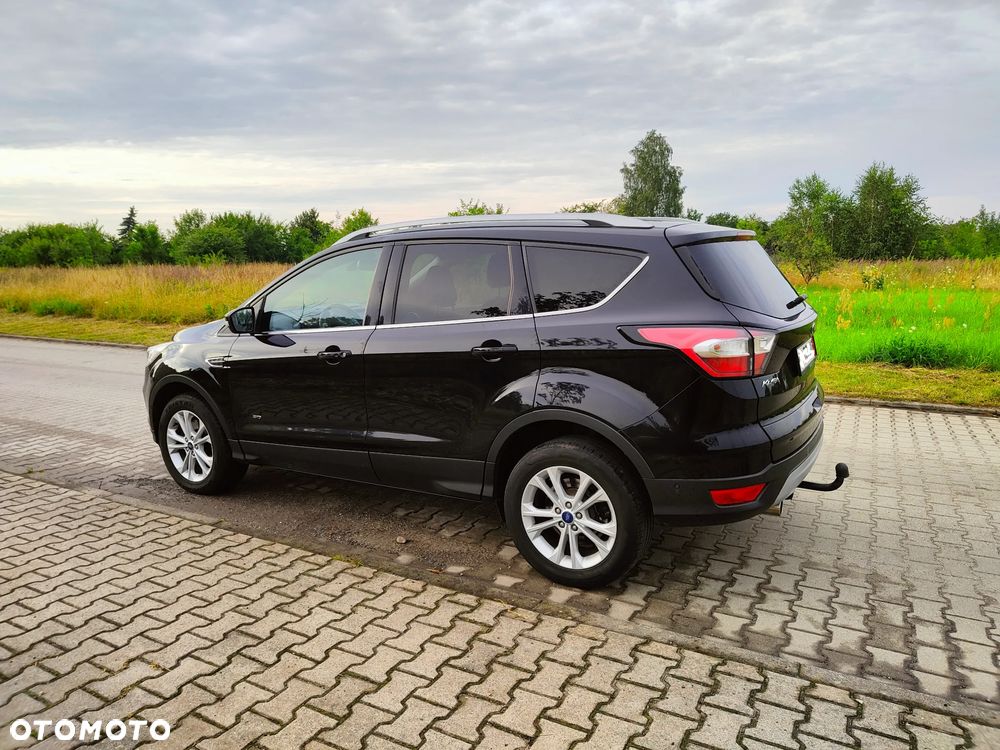 Ford Kuga 2.0 TDCi 4x4 Titanium - 4