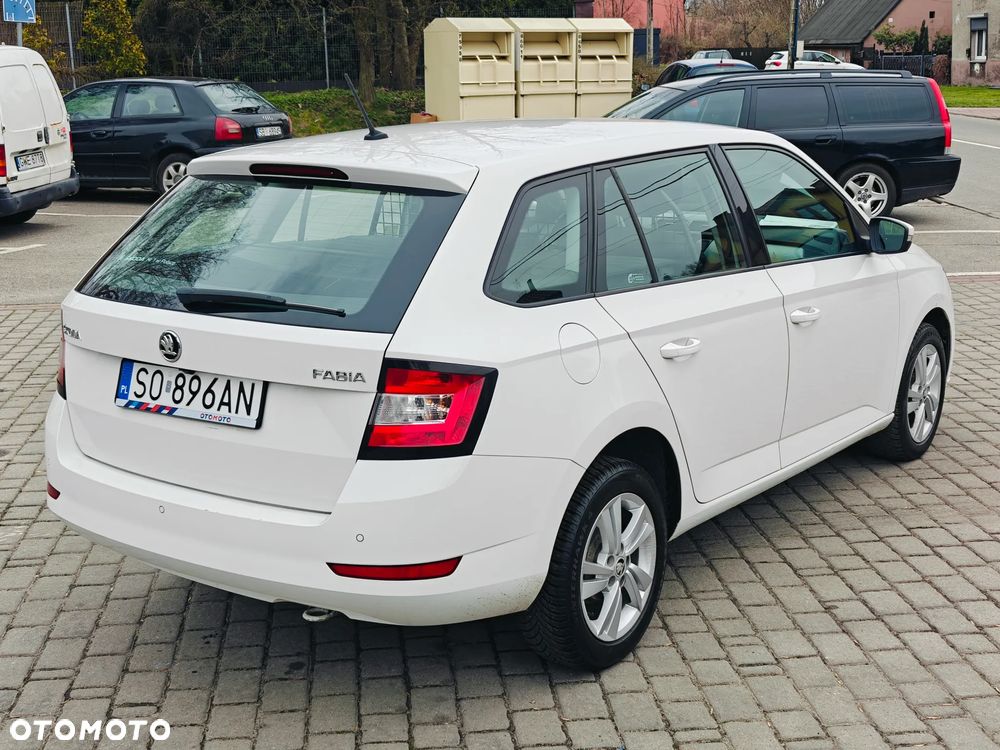 Skoda Fabia 1.0 Ambition - 14
