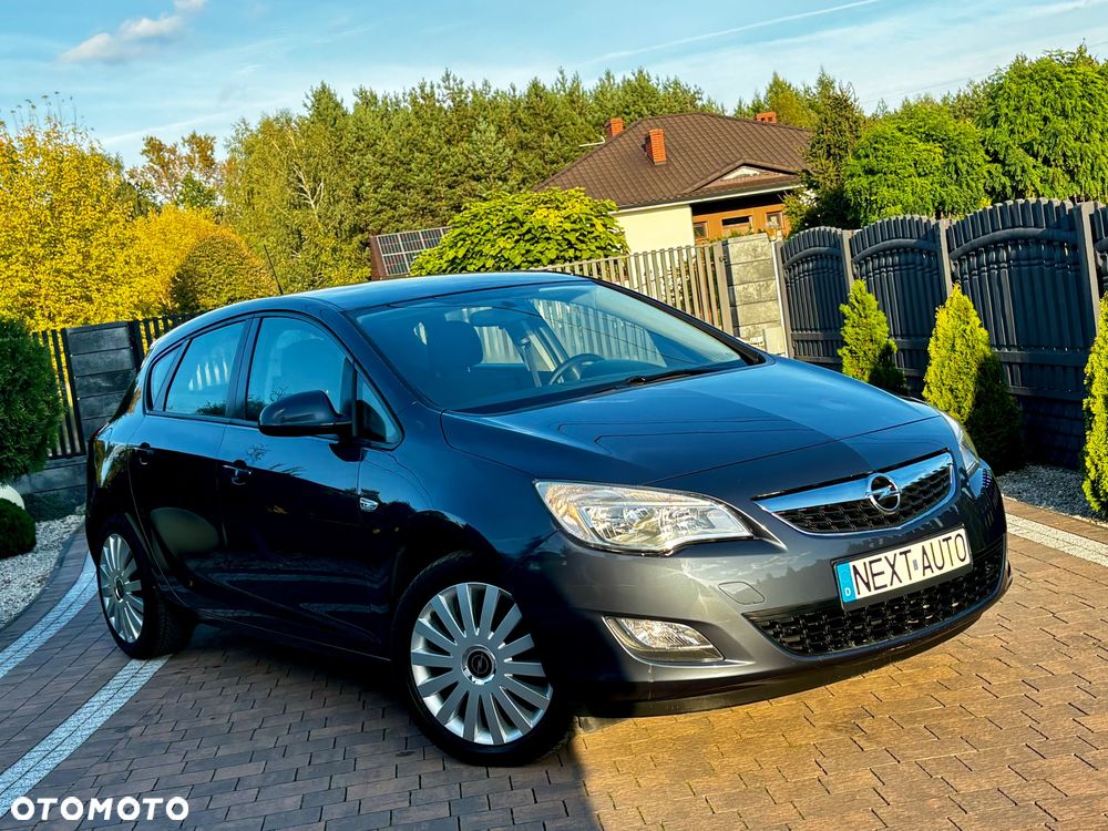 Opel Astra - 2