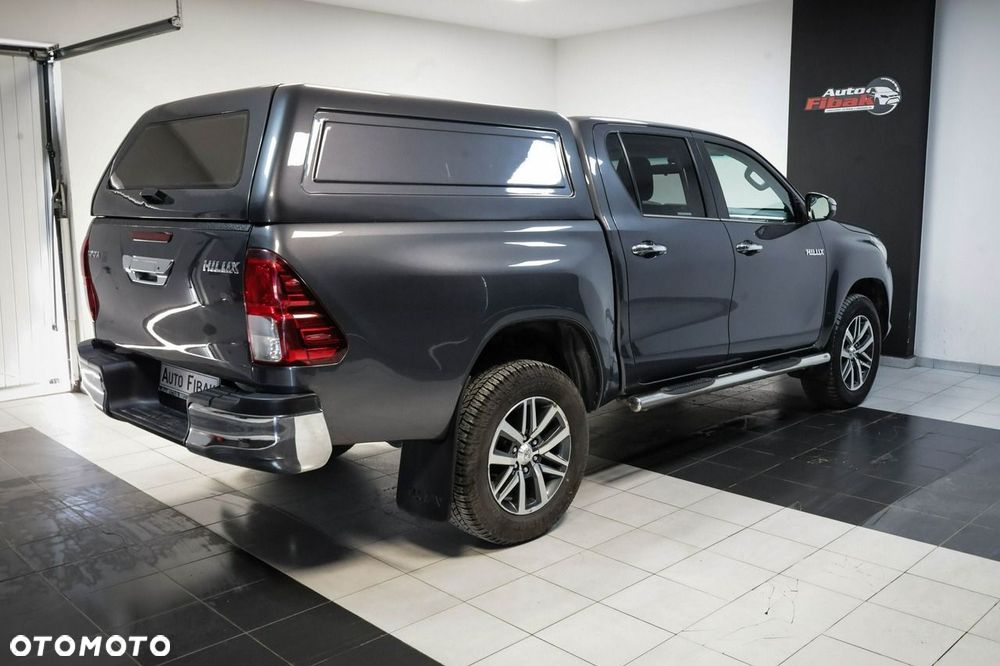 Toyota Hilux - 13