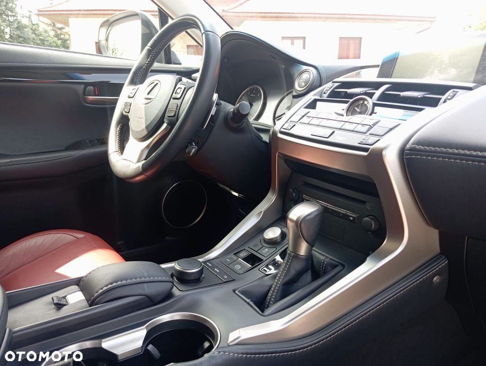 Lexus NX 200t Elegance AWD - 16