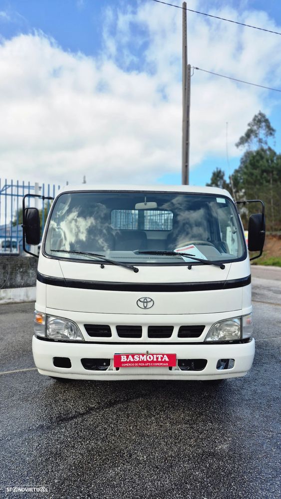 Toyota Dyna - 2