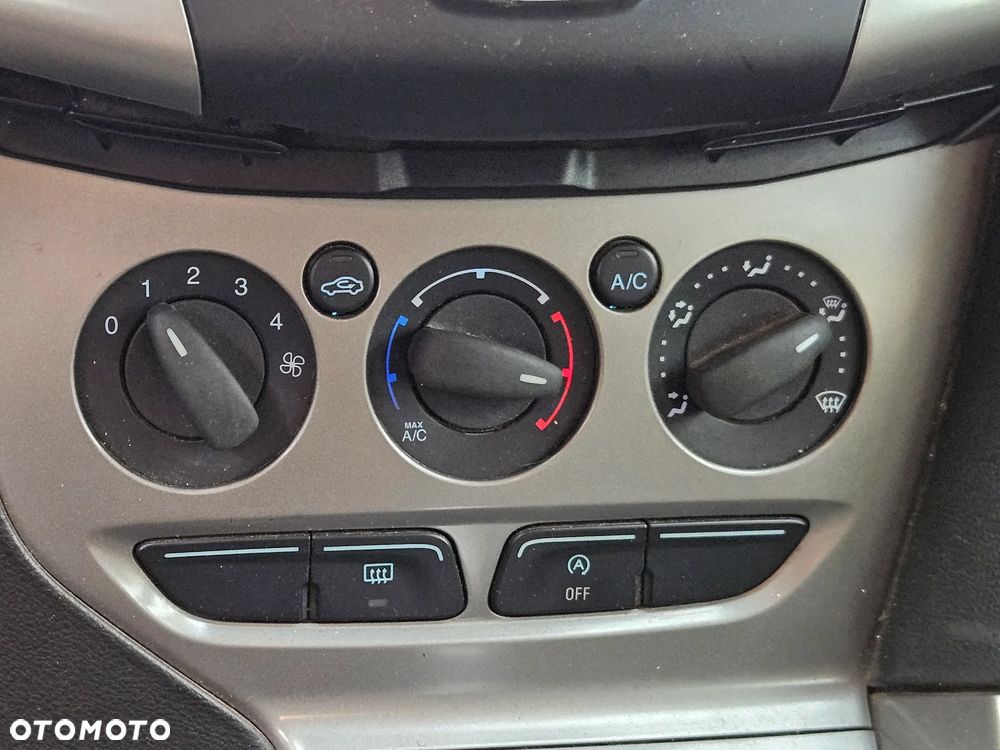 Ford Focus MK3 panel sterowania nawiewu - 2