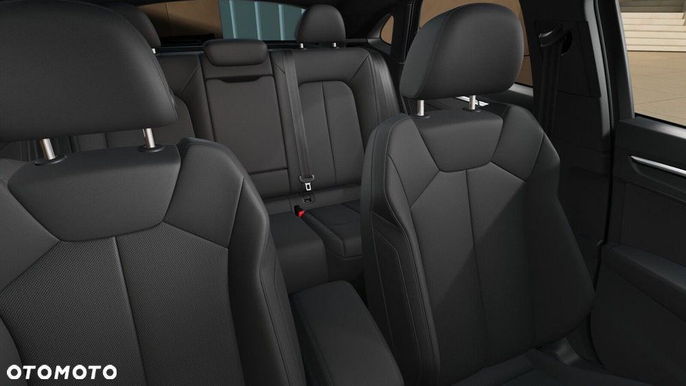 Audi Q3 Sportback - 9