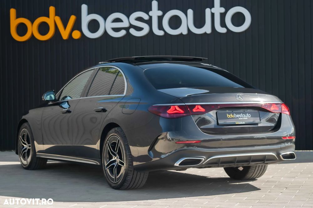 Mercedes-Benz E - 38