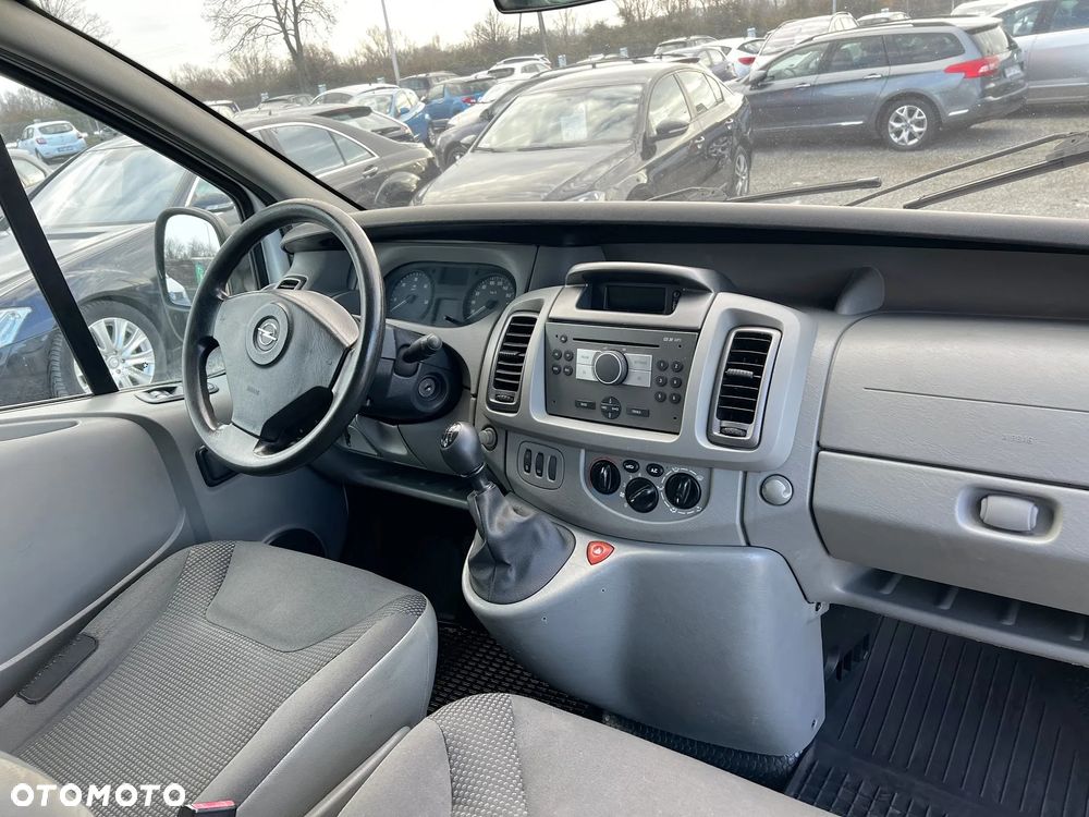 Opel Vivaro L2H1 2.9t - 16