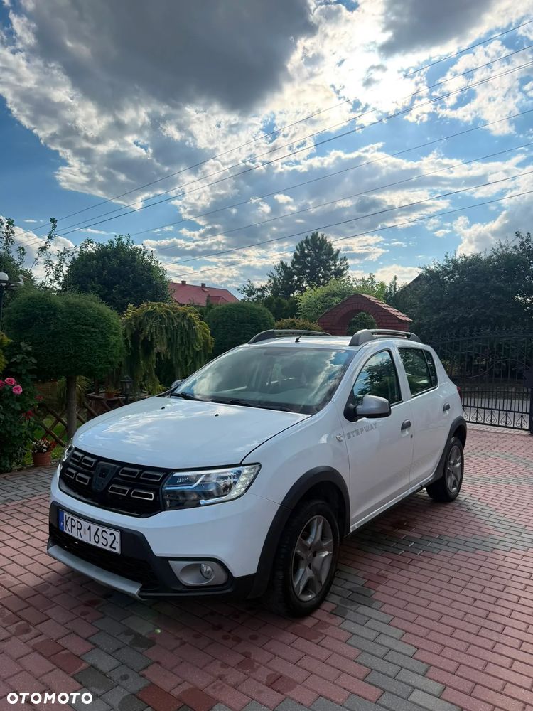 Dacia Sandero 0.9 TCe SL Celebration - 1