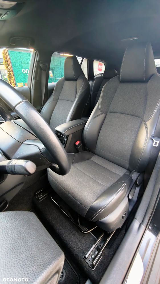 Toyota Corolla 1.8 Hybrid Comfort - 38