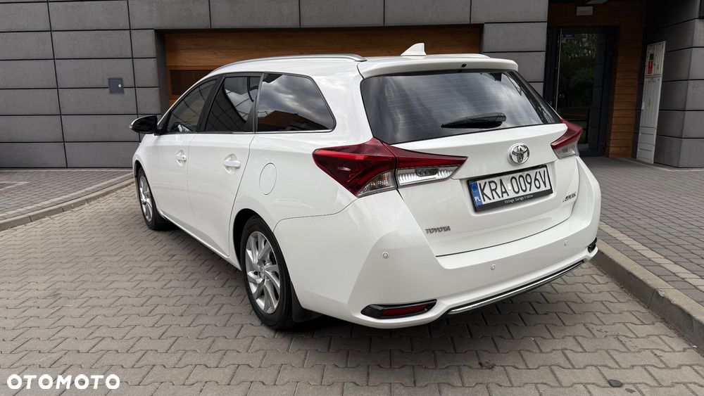 Toyota Auris - 3