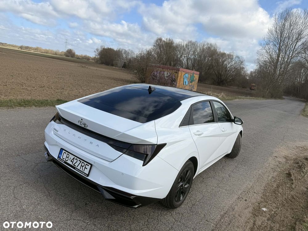 Hyundai Elantra 1.6 Smart CVT - 2