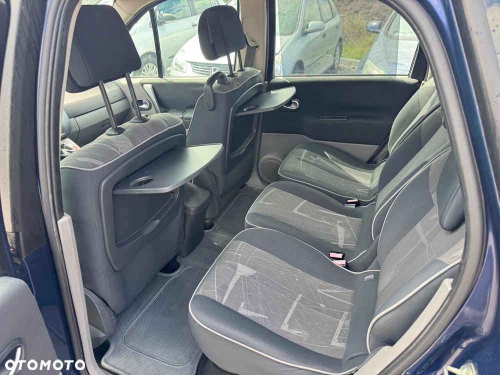Renault Scenic 1.6 16V Expression - 14