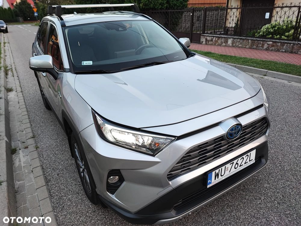 Toyota RAV4 - 24