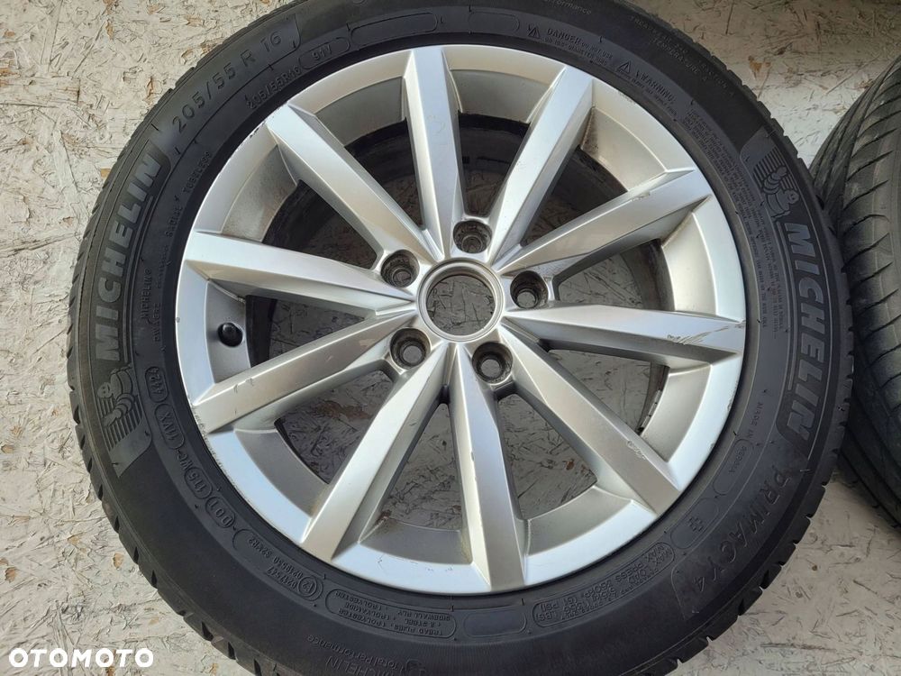 vw golf vii 5g koła felgialufelgi 6,5j 16 et 46 5q0601025bq - 5