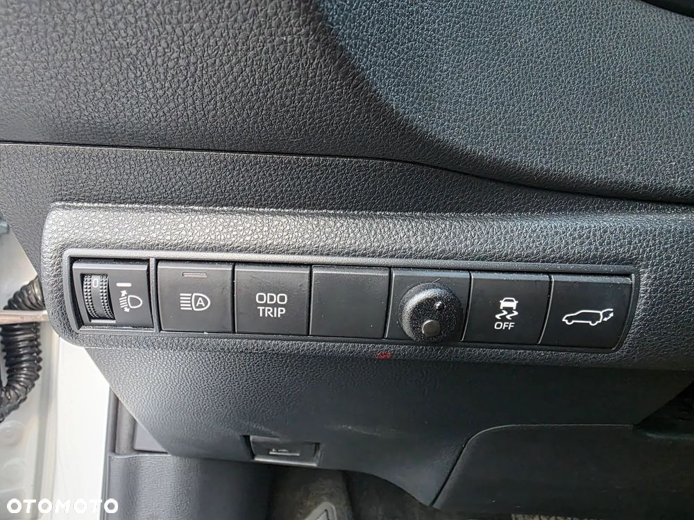 Toyota Corolla 1.8 Hybrid Style - 23