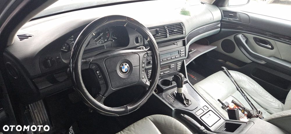 BMW E39 LIFT 525IA M54B25 00 - 03 - CZYTNIK PLYT RADIA CD - 16