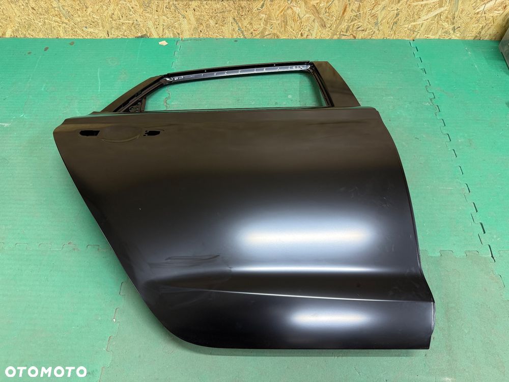NOWE ORYGINAŁ DRZWI PRAWE TYLNE PRAWA TYŁ HYUNDAI I30 III 3 FASTBACK 17-25 77004 G4700 - 8