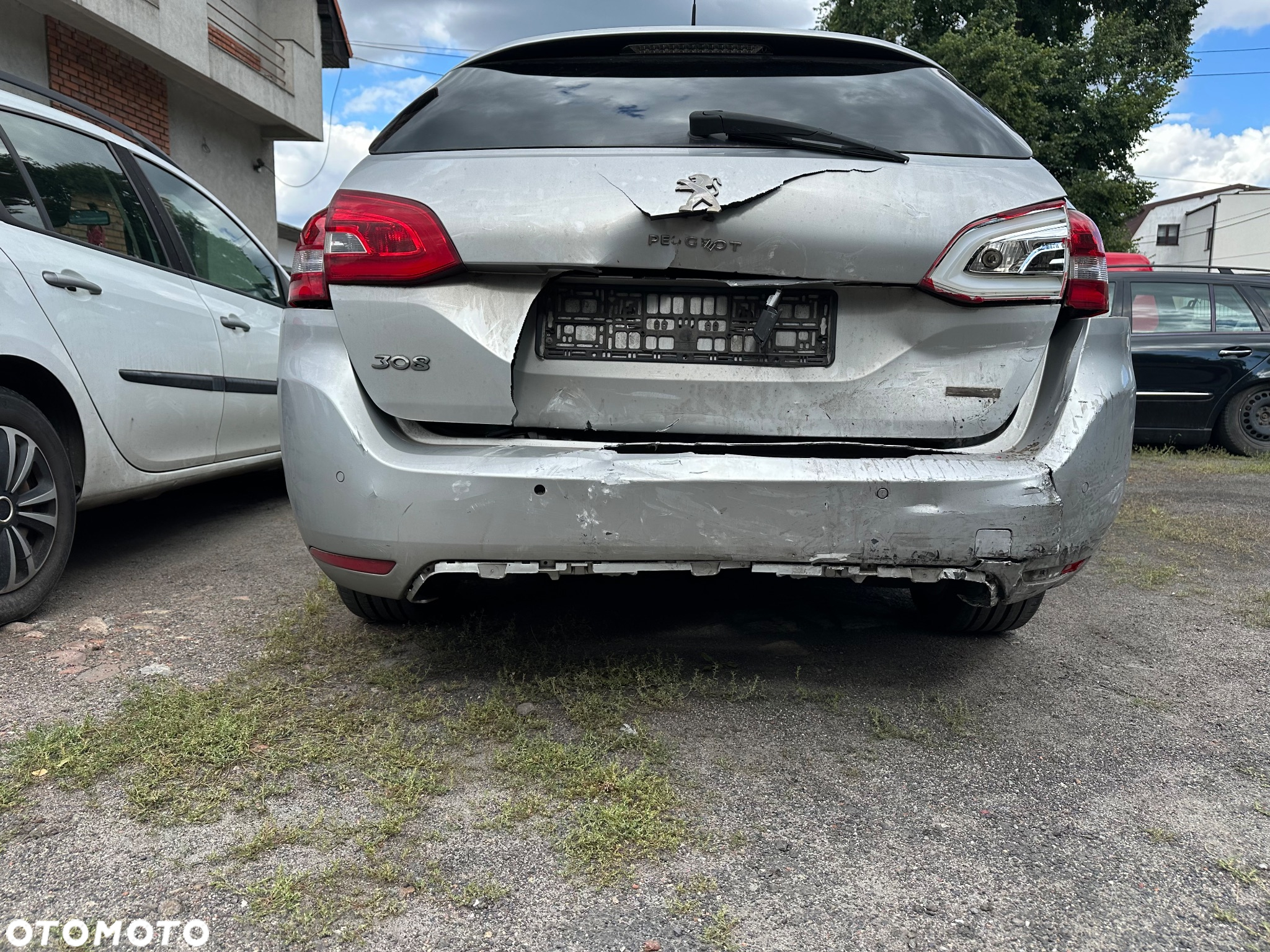 Peugeot 308 SW 1.6 e-HDi Active S&S - 11