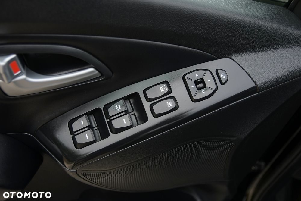 Hyundai ix35 2.0 CRDi Premium 4WD - 16