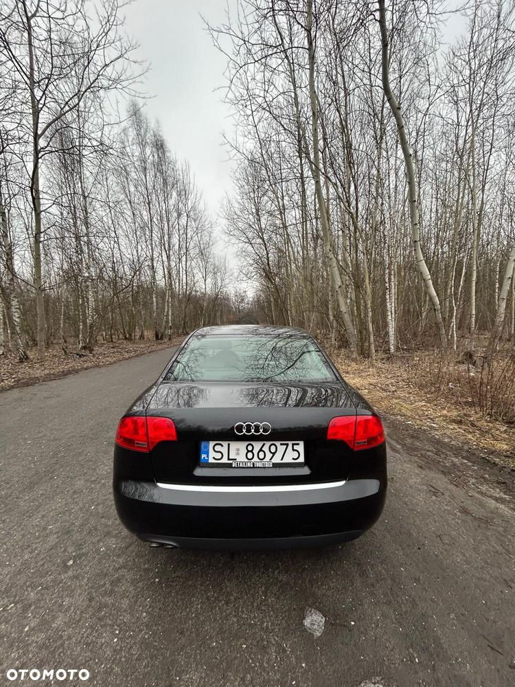 Audi A4 Limousine 2.0 TDI DPF - 8