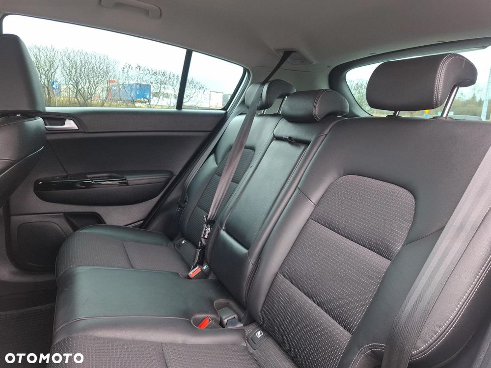 Kia Sportage 1.6 T-GDI L Business Line 2WD - 17