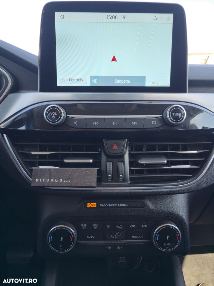 Ford Kuga - 9
