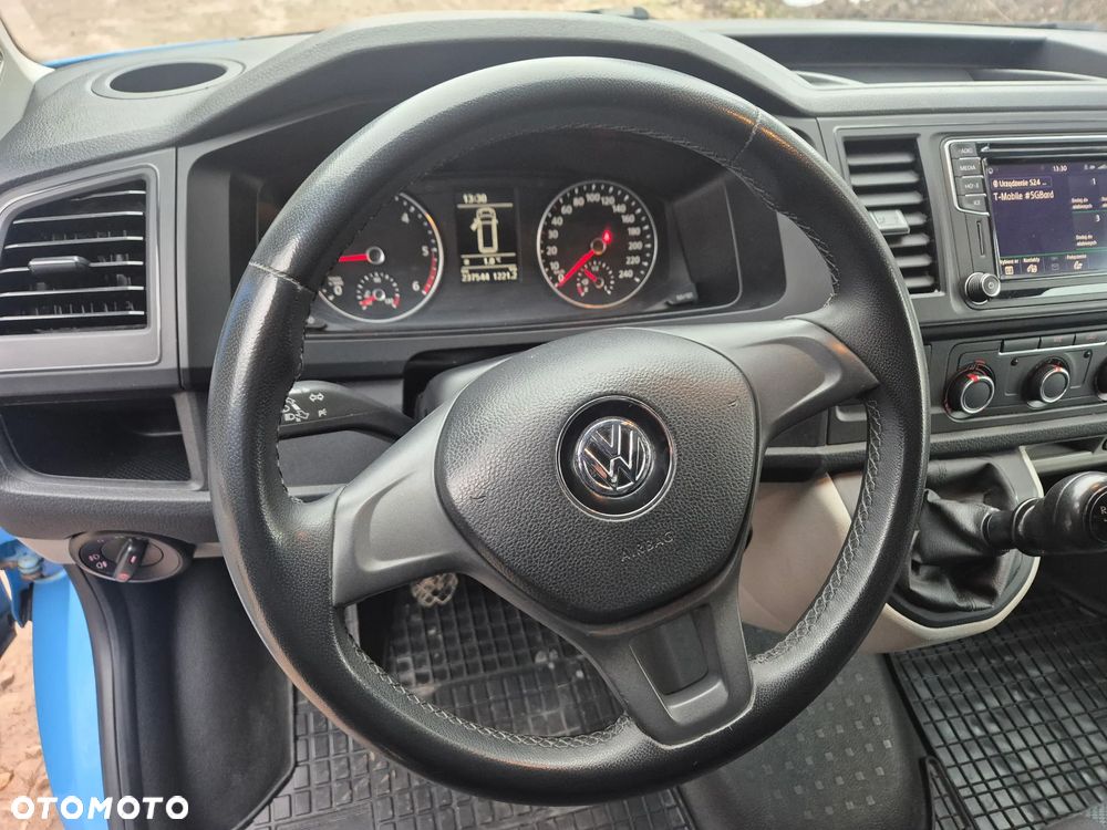 Volkswagen Transporter T6 - 16