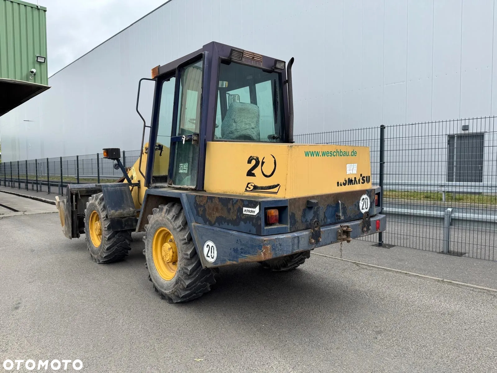 Komatsu Hanomag 20F-S - 5
