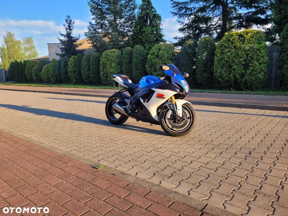 Suzuki GSX-R - 2