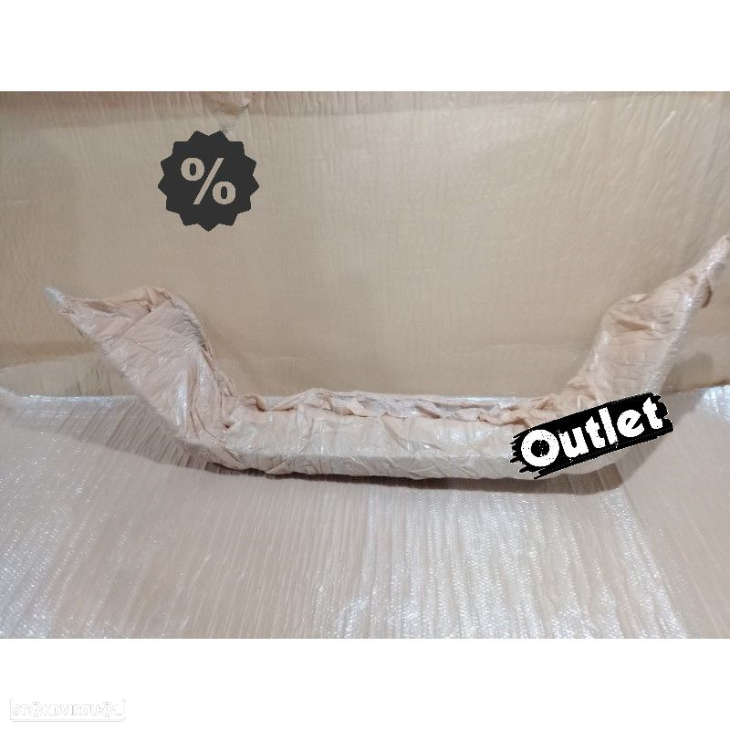C010008C2 PÁRA-CHOQUES TRASEIRO BMW F32 F33 2013- LOOK M PDC - 3