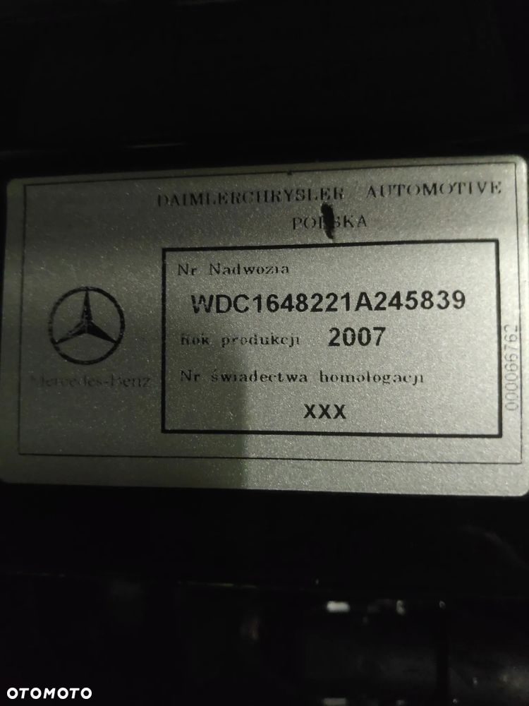 Mercedes-Benz GL - 13