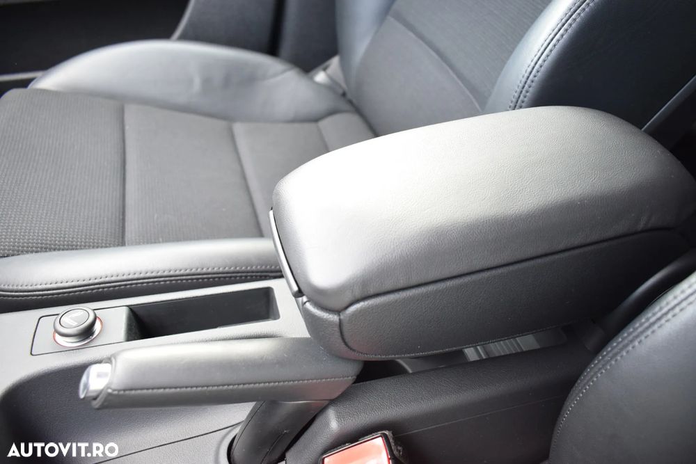 Audi A3 2.0 TDI ack DPF quattro S line Sportpaket (plus) - 32