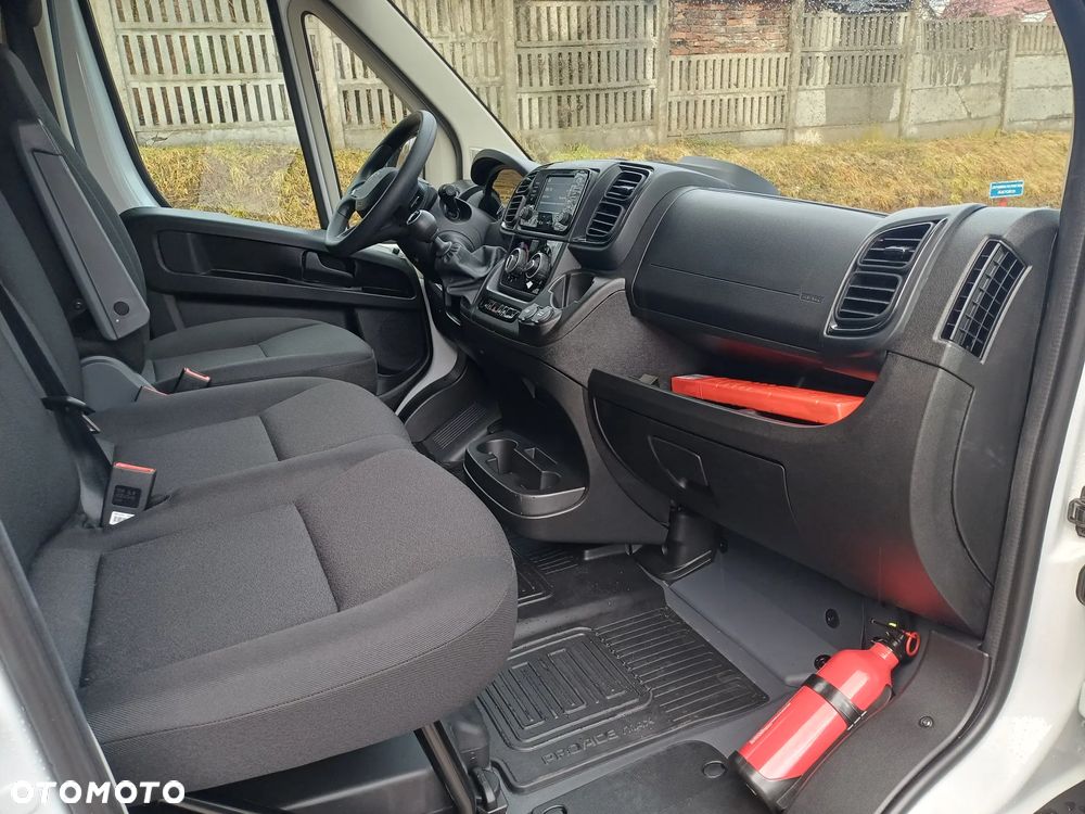 Toyota Proace Max - 9