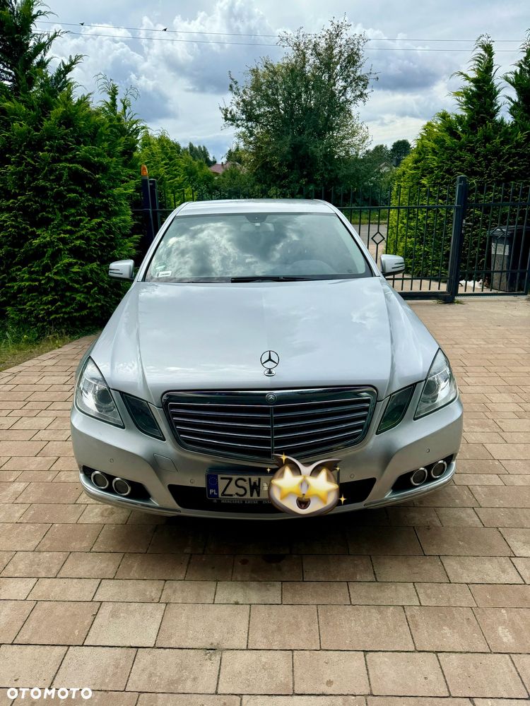 Mercedes-Benz Klasa E 200 CGI BlueEFFICIENCY 7G-TRONIC Avantgarde - 5